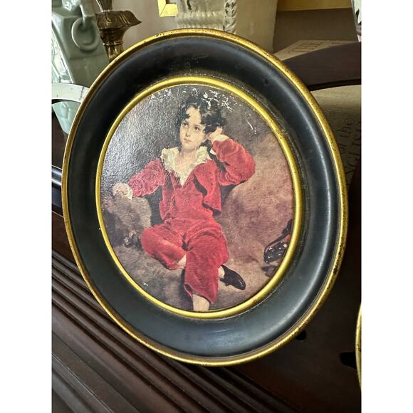 Vintage Metal Tray Portrait Plates Victorian 8"red boy blue boy fabcraft hanging - Picture 5 of 14